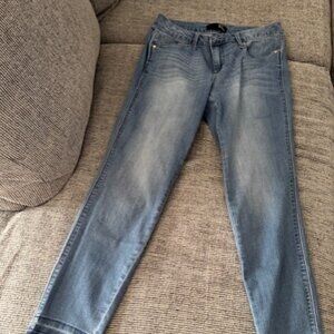 1822 Butter mid-rise raw edge skinny jeans, size 10